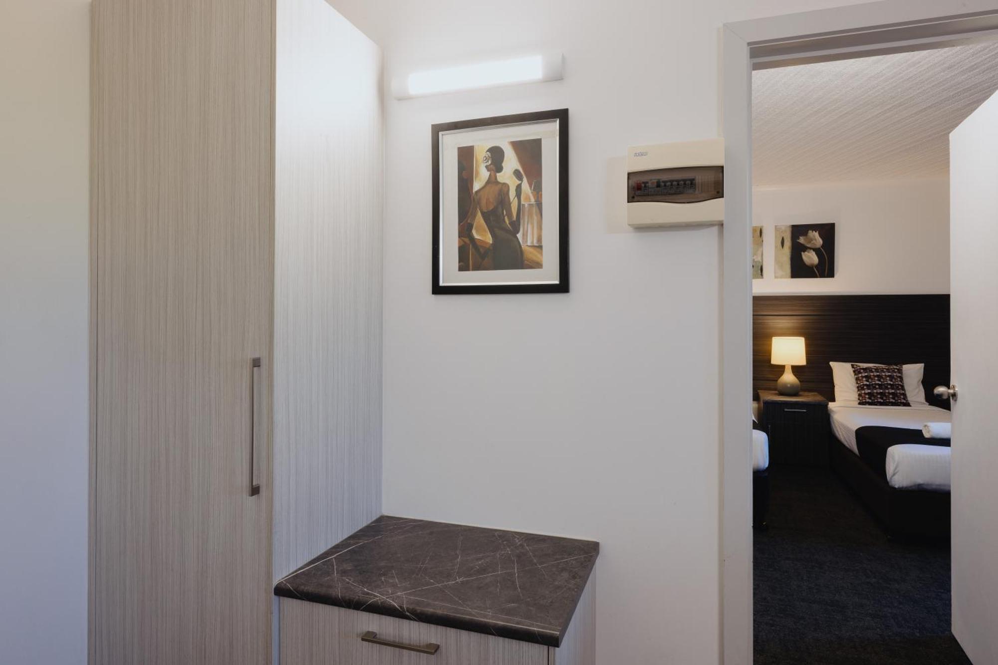 Comfort Inn 3*