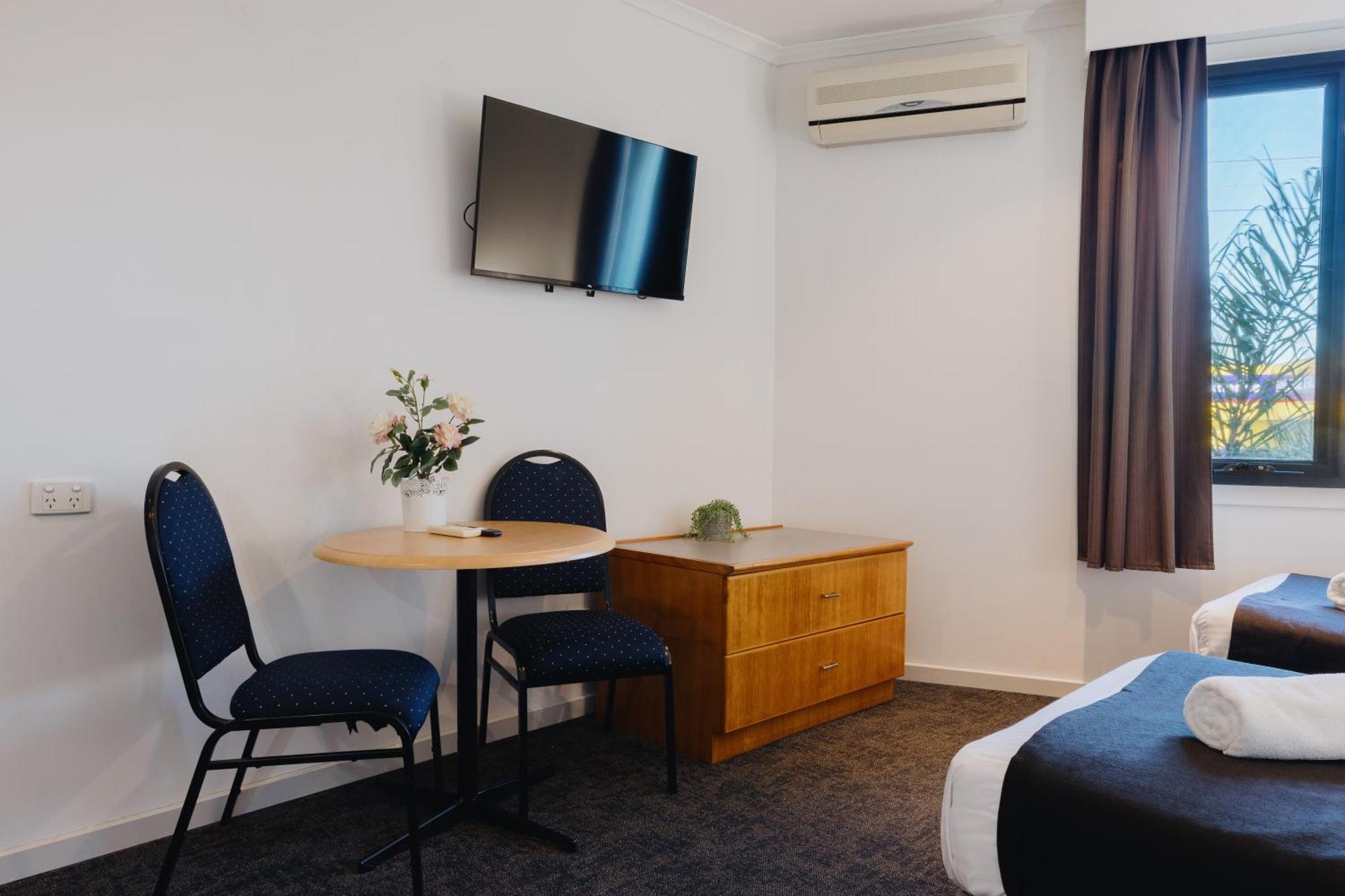 Comfort Inn 3*